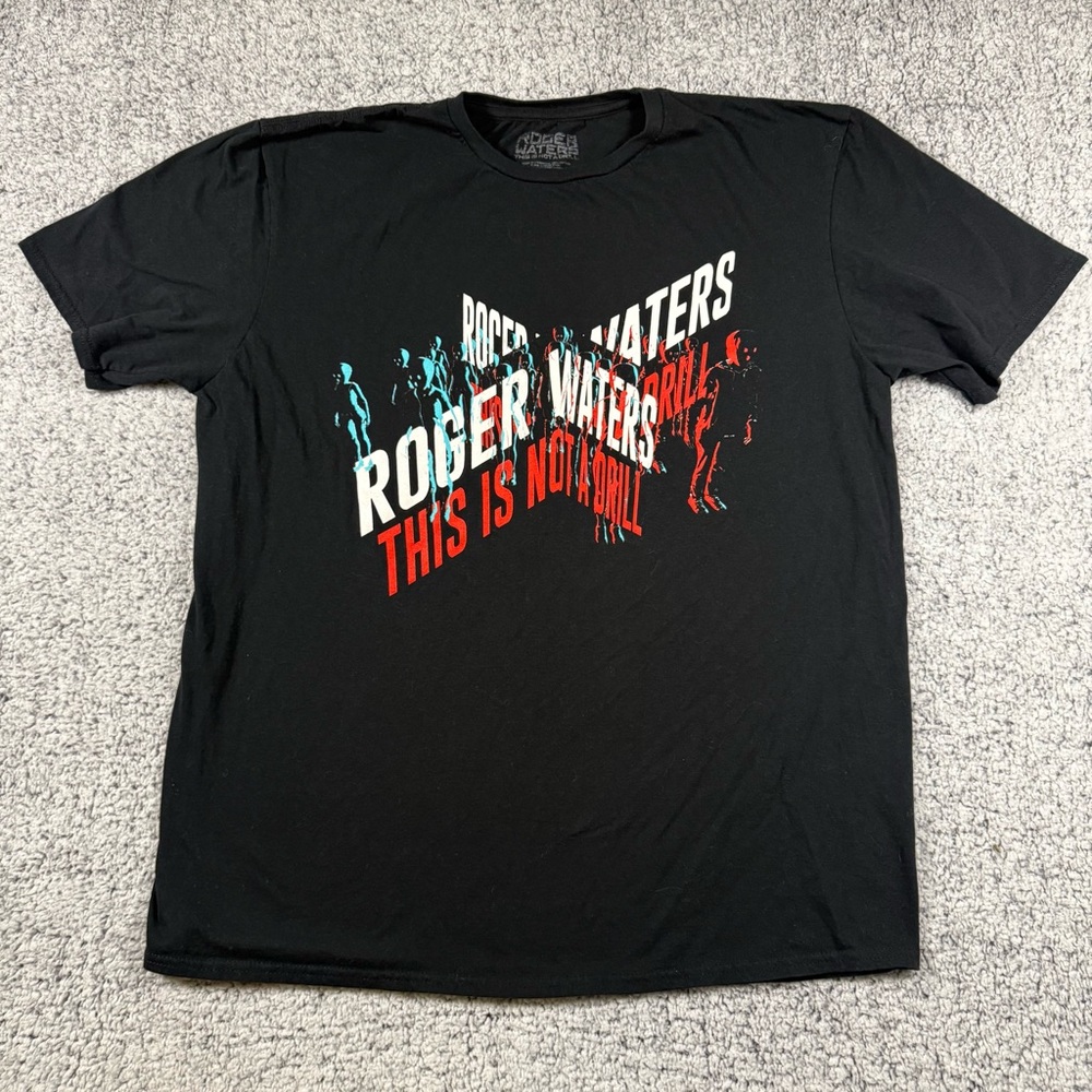 Roger Waters This Is Not A Drill black tour tee 3D glitch graphic — Size XL